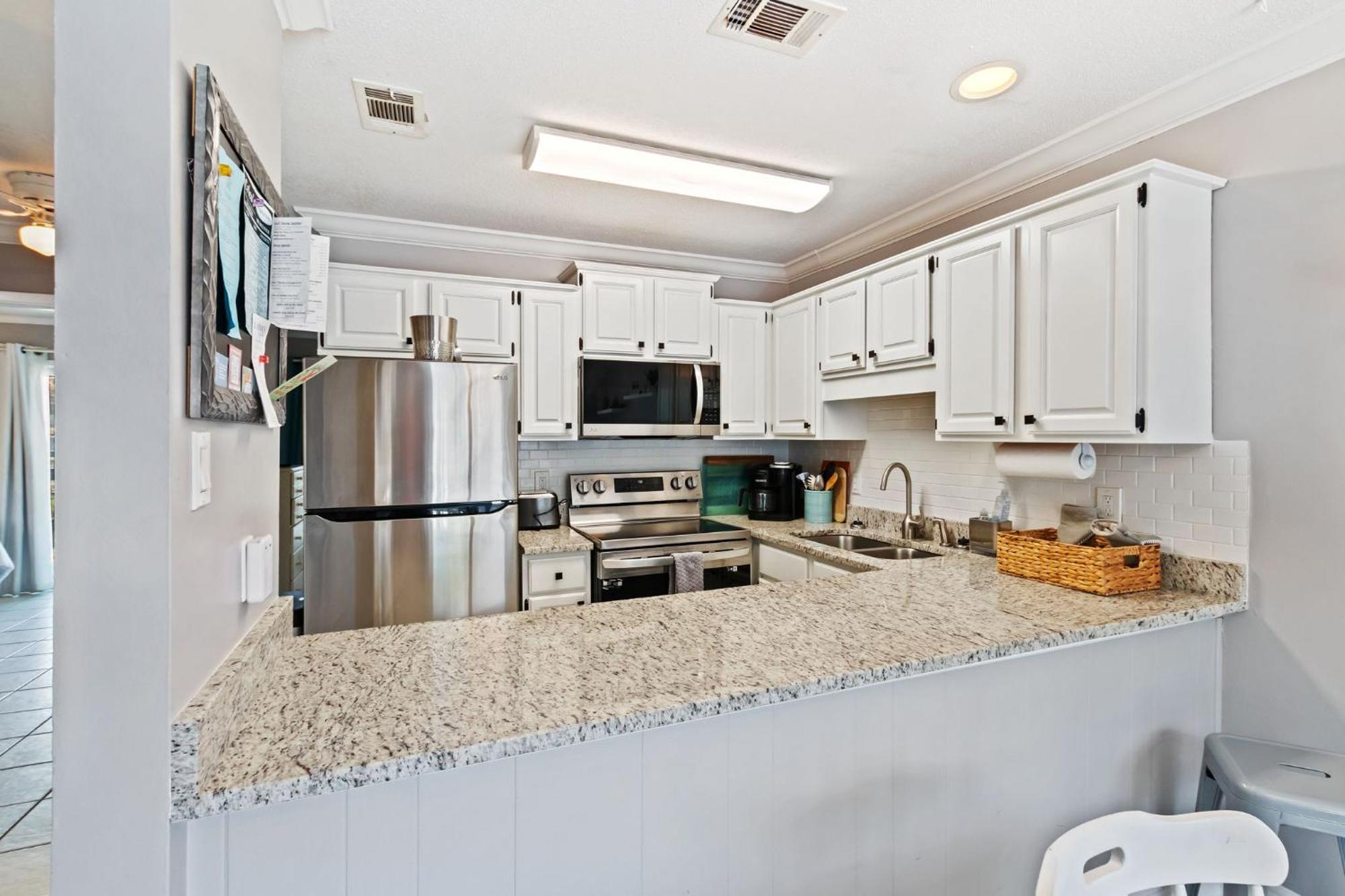 2-Bedroom Condo On Gulf Shores Beach W/Pool Exterior photo